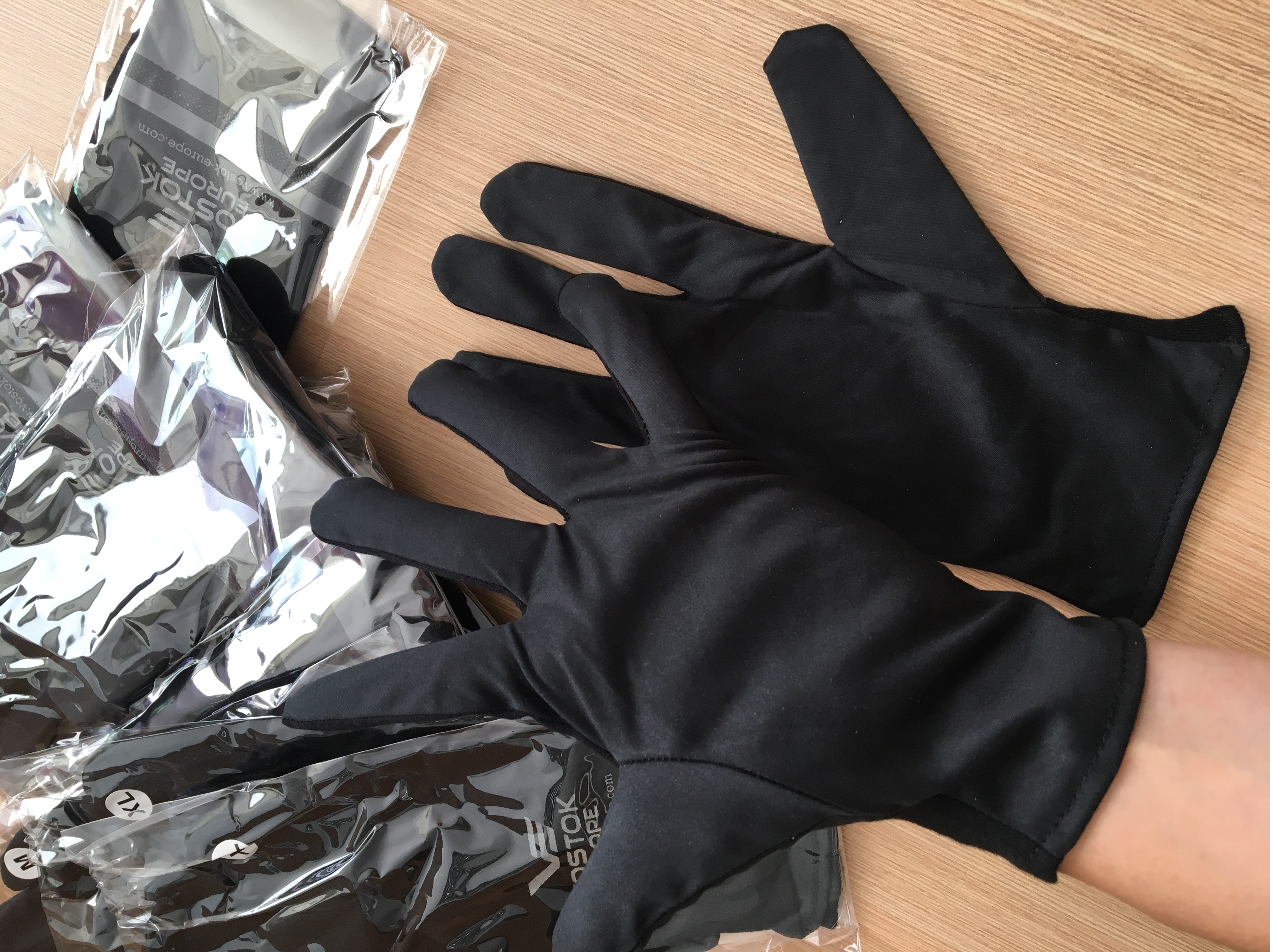 Microfibre glove 2