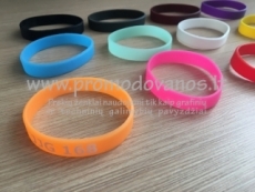 Silicone wristband without printing